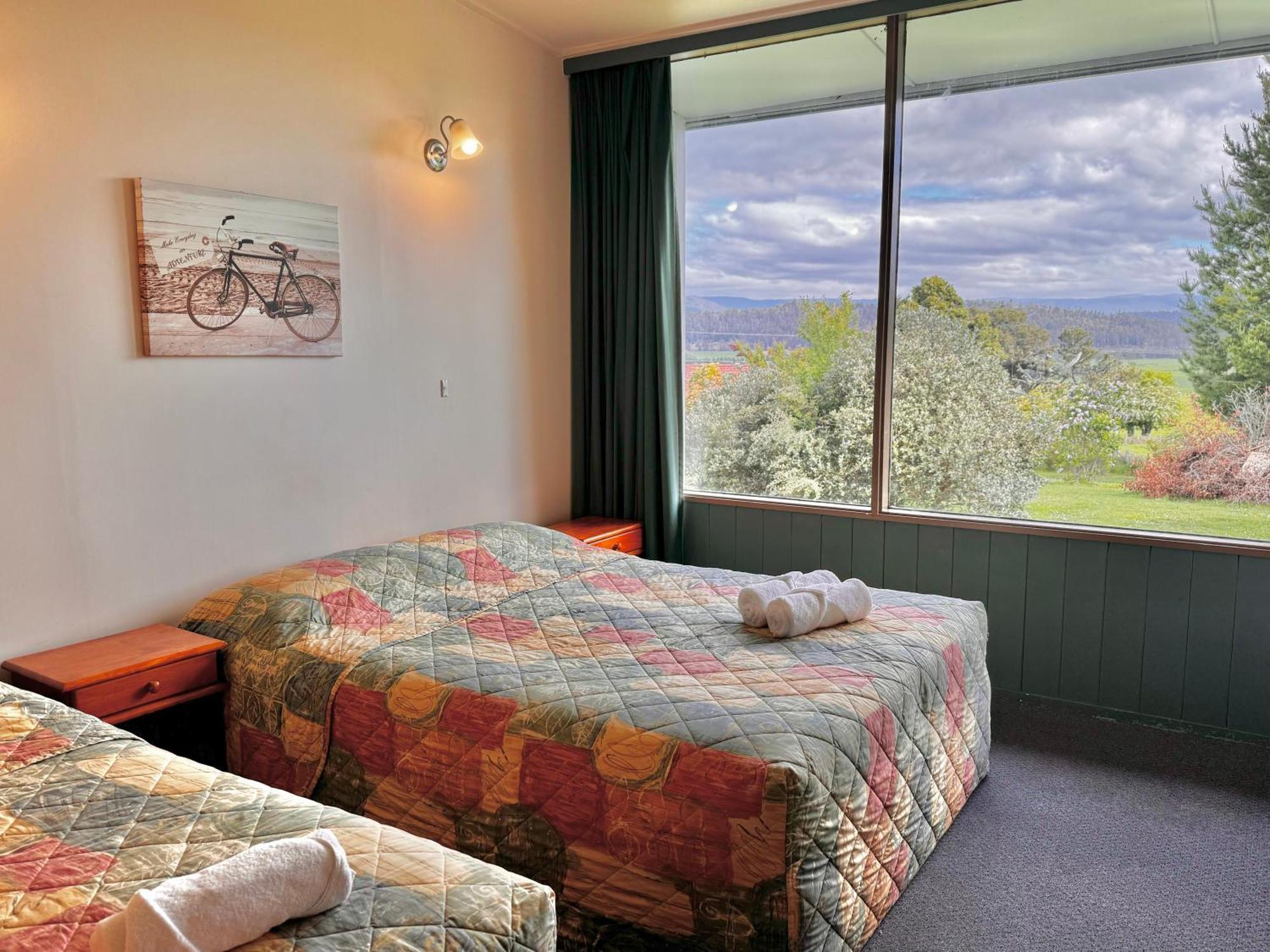 דלוריין Mountain View Country Inn מראה חיצוני תמונה