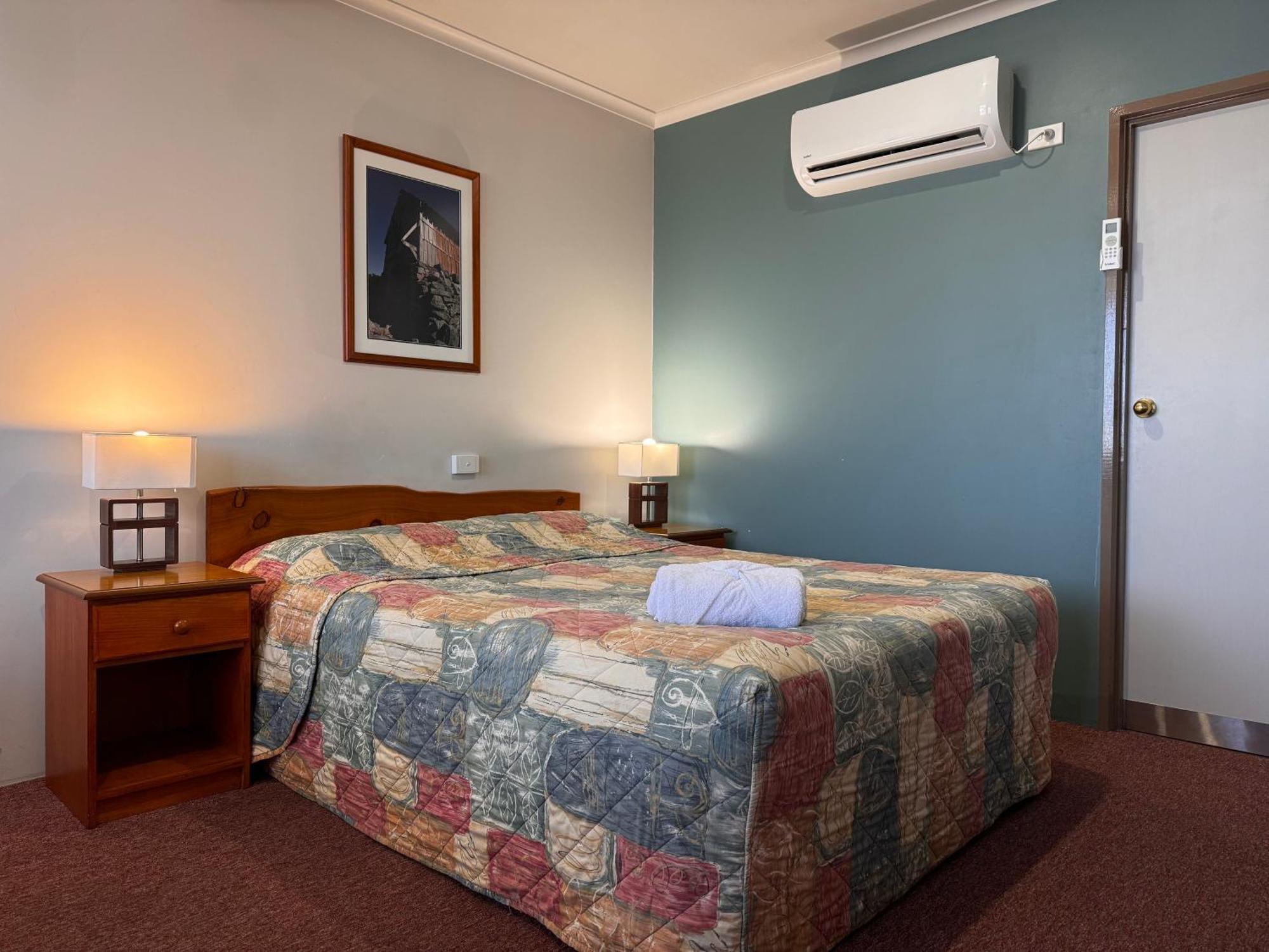 דלוריין Mountain View Country Inn מראה חיצוני תמונה